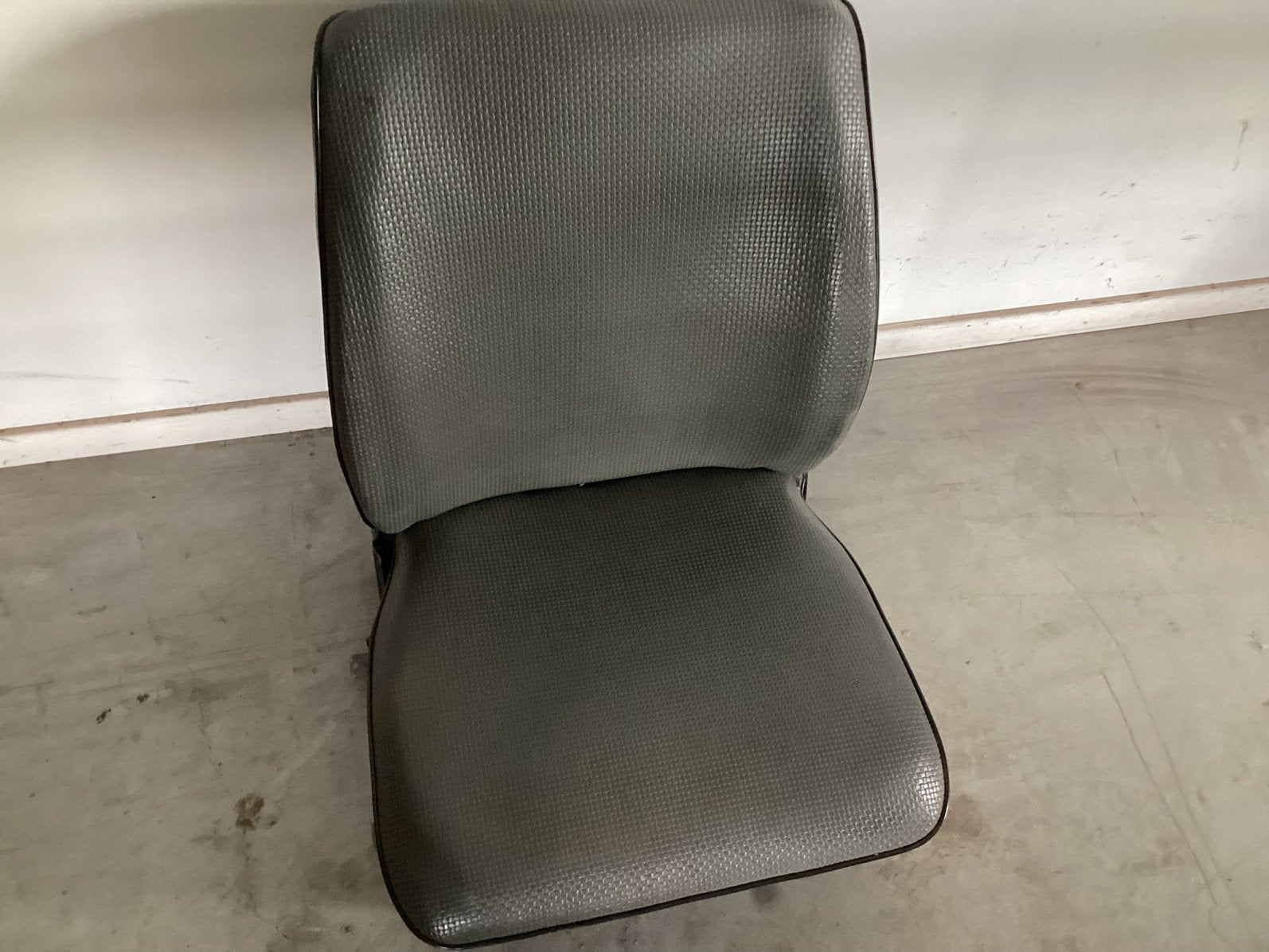 Te koop bestuurdes stoel VW T 2, Ophalen, Gebruikt, Oldtimer onderdelen