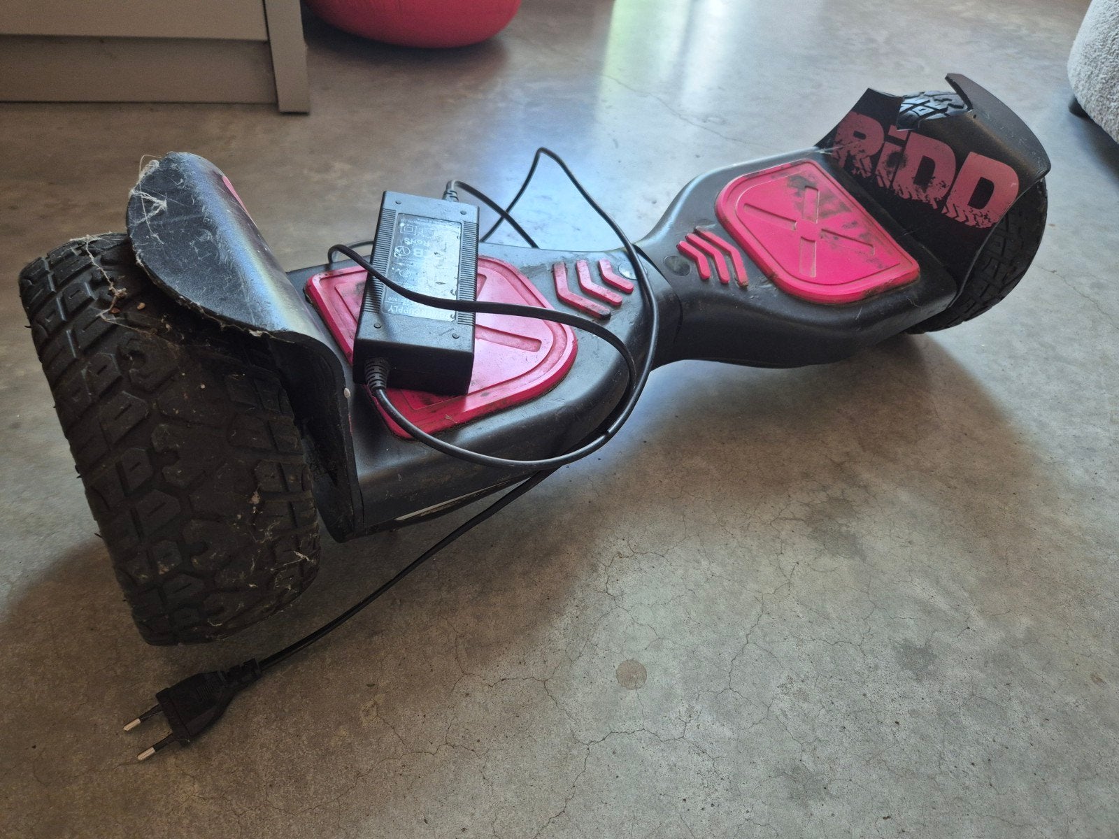 RIDD Hoverboard met oplader - Gebruikt, Ophalen of Verzenden, Gebruikt, Elektrische step (E-scooter)