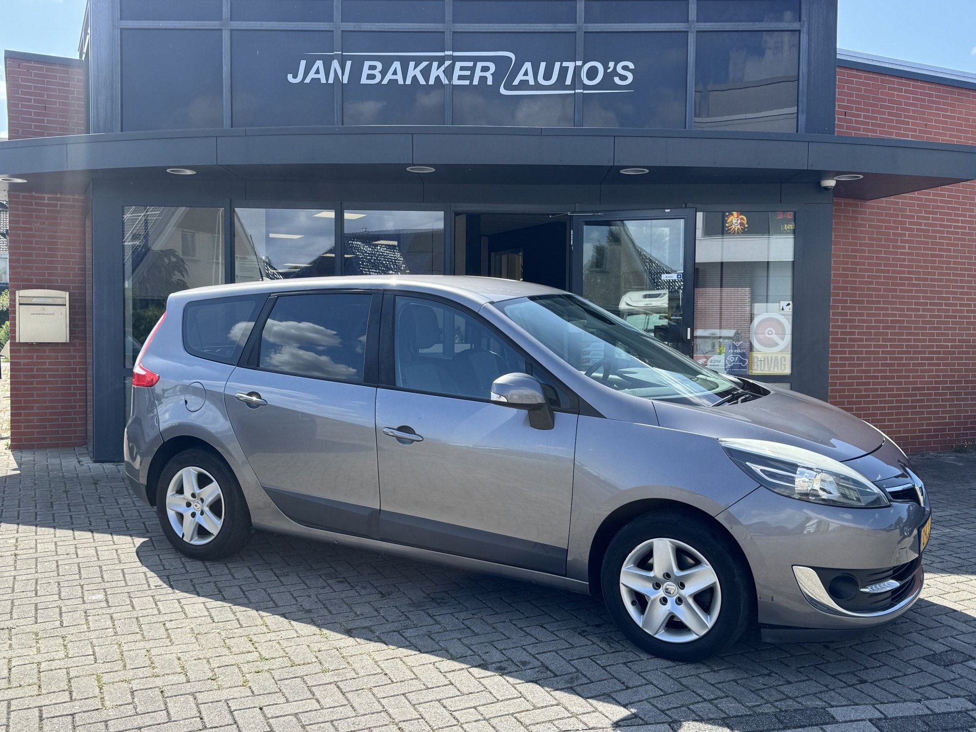 Renault Grand Scénic 1.5 dCi Express. 7p.  Cruise  Ai, Auto's, Voorwielaandrijving, Euro 5, Stof, Gebruikt