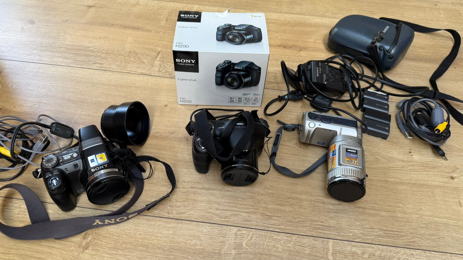 Lot van 3 Sony digitale camera's: DSC H5, H200, F505V, Gebruikt, 20x of meer, Ophalen of Verzenden, Sony