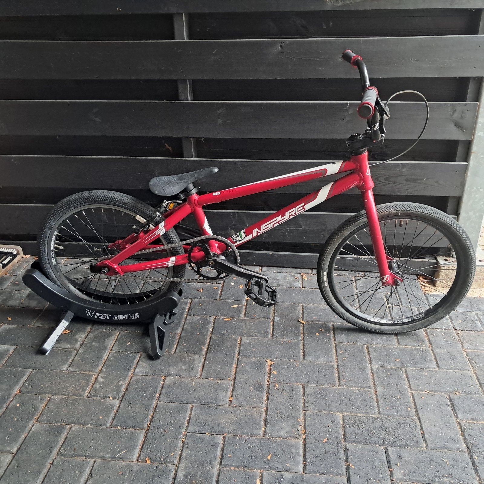 Inspyre Neo Expert Xl.  275,- euro
Volgens maattabellen onge, Ophalen, Zo goed als nieuw, Aluminium, Inspyre