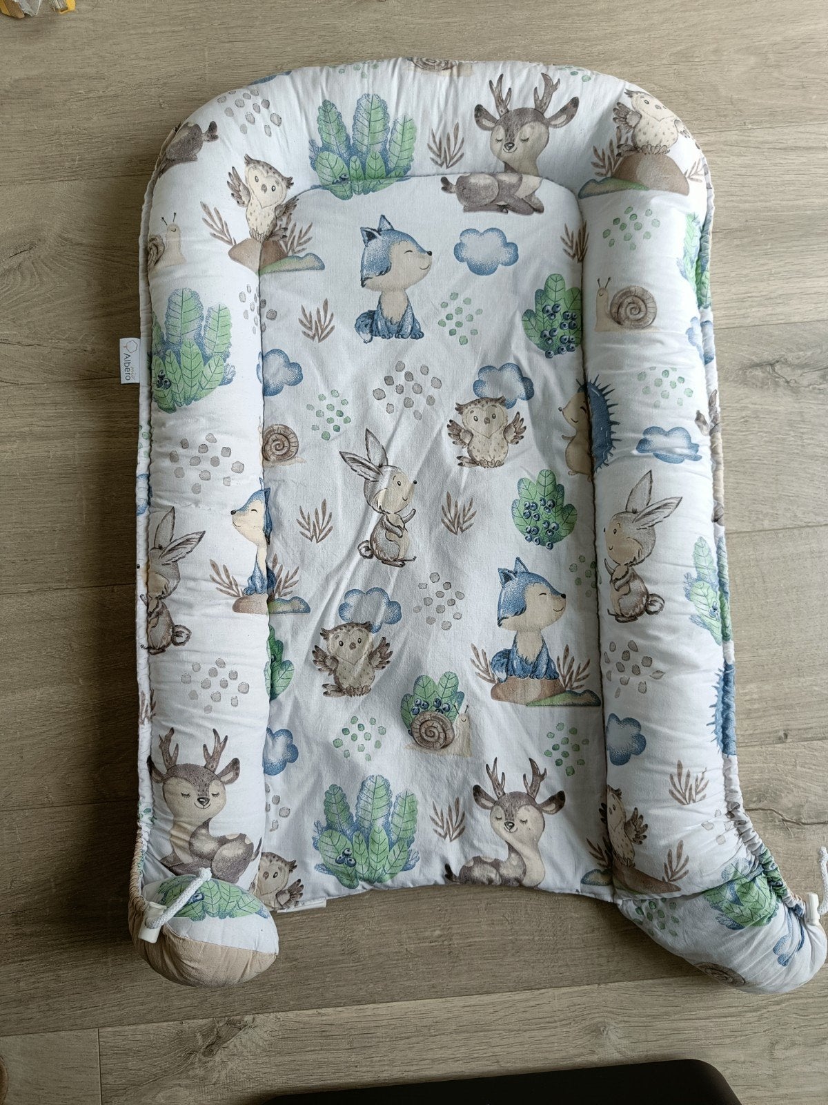 Albero Mio babynestje Forest World weinig gebruikt, Kinderen en Baby's, Babywiegjes en Ledikanten, Ophalen, Zo goed als nieuw