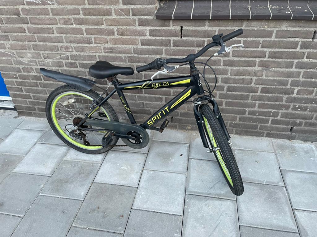 Spirit 22inch kinderfiets, Ophalen of Verzenden, Zo goed als nieuw, Staal