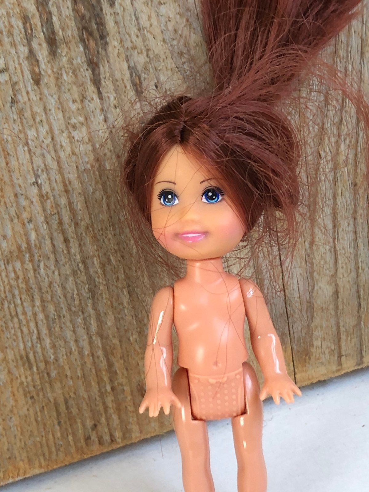 Barbie kind pop met bruin haar, Kinderen en Baby's, Speelgoed | Poppen, Ophalen of Verzenden, Zo goed als nieuw, Barbie
