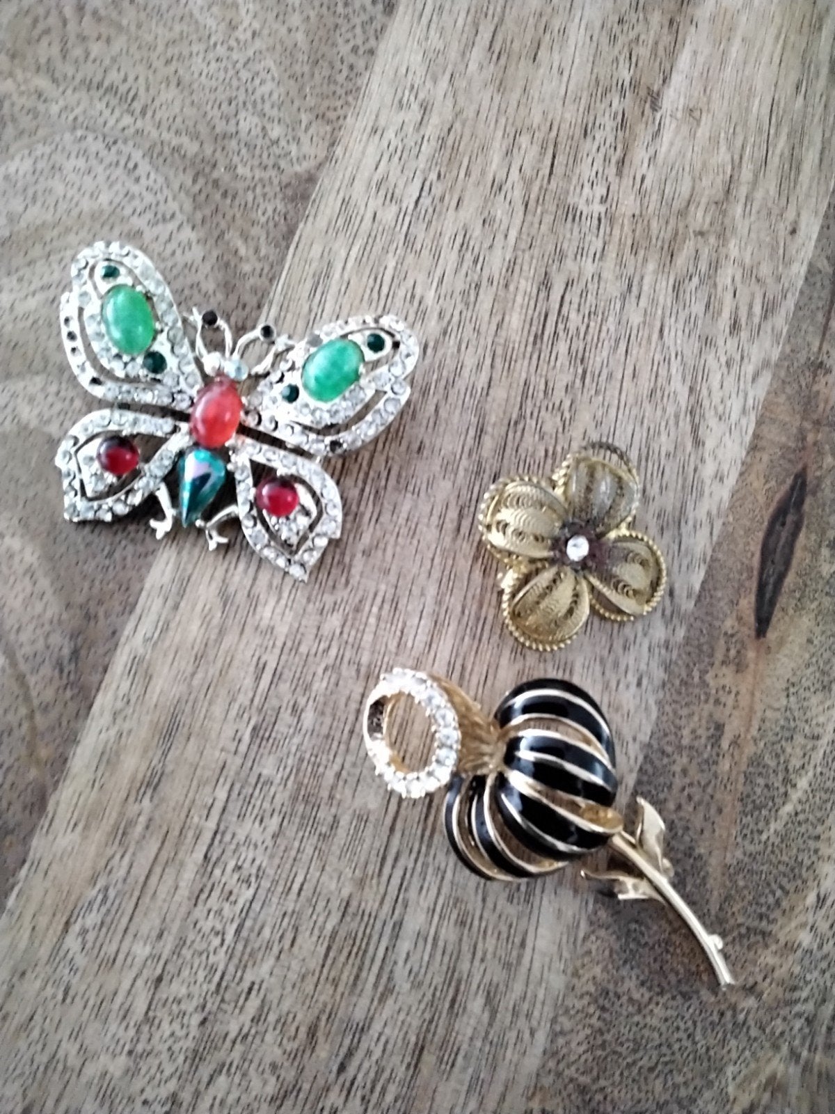 Set van 3 Vintage Broches - Vlinder, Bloem en Abstract, Overige materialen, 4 tot 7 cm, Gebruikt, Met edelsteen