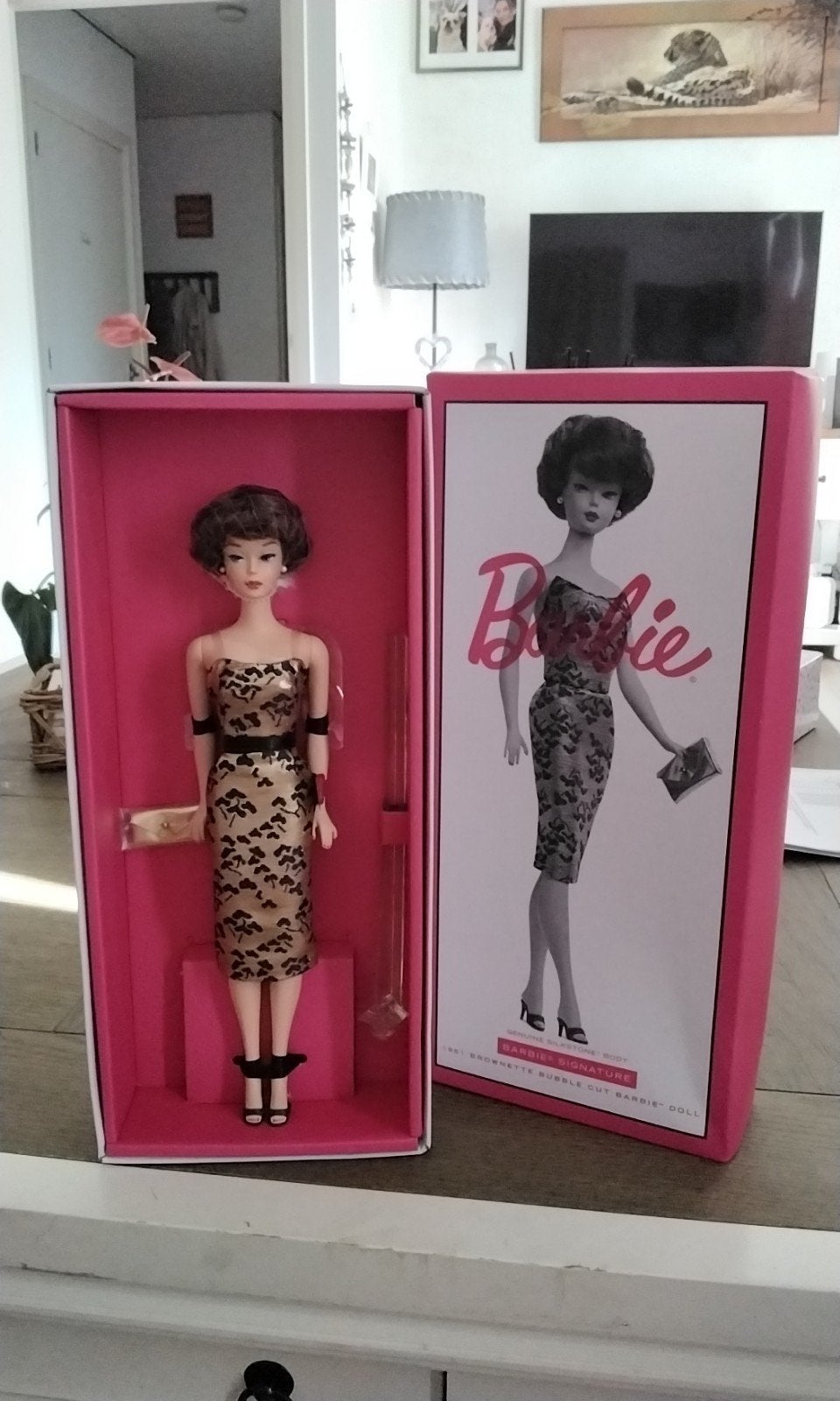 Barbie Signature silkstone  1961 Brownette Bubble Cut., Verzamelen, Ophalen of Verzenden, Nieuw, Pop