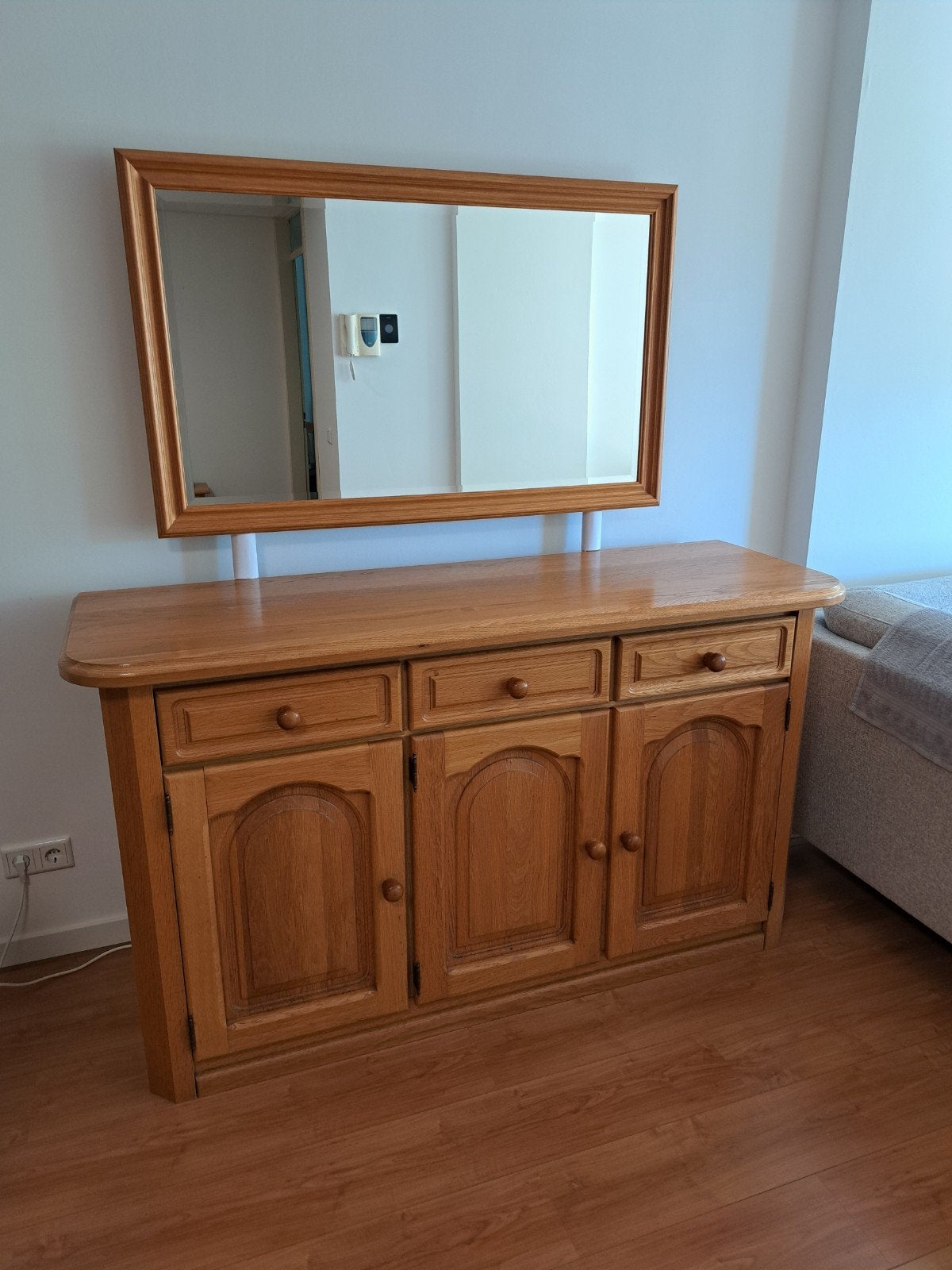 Dressoir met spiegel, Ophalen, 25 tot 50 cm