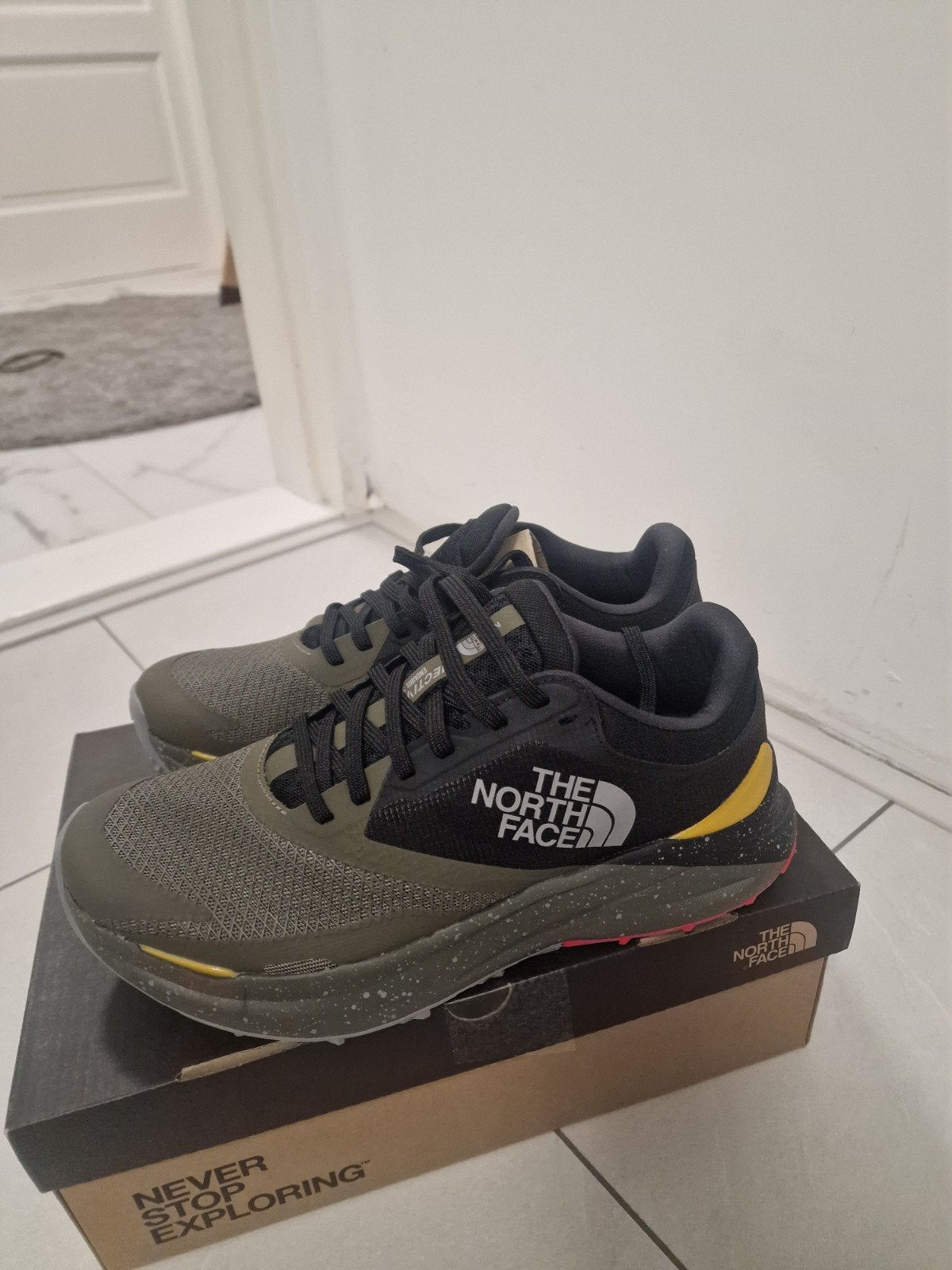 North face schoen nieuw in de doos niet gedraagt, Ophalen of Verzenden, Nieuw, Zwart