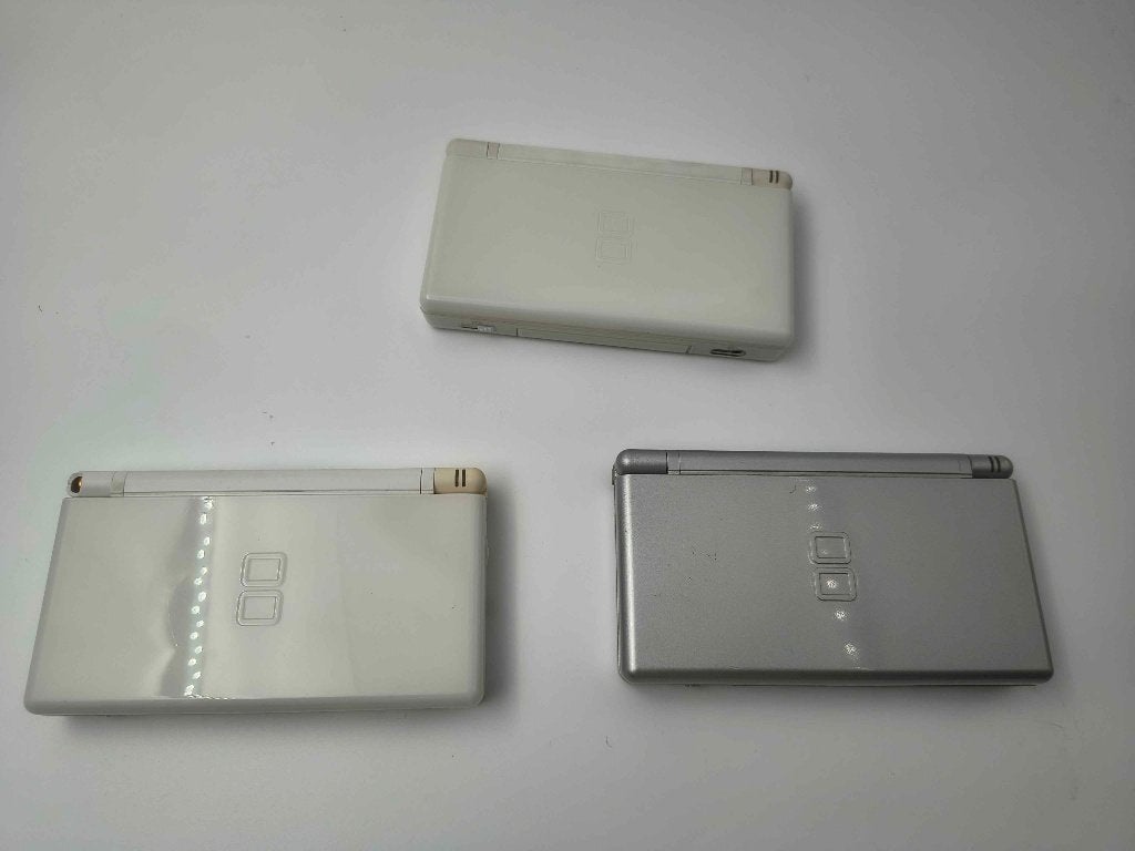 DS console lot, Spelcomputers en Games, Spelcomputers | Nintendo DS, Ophalen of Verzenden, Zo goed als nieuw, DS Lite