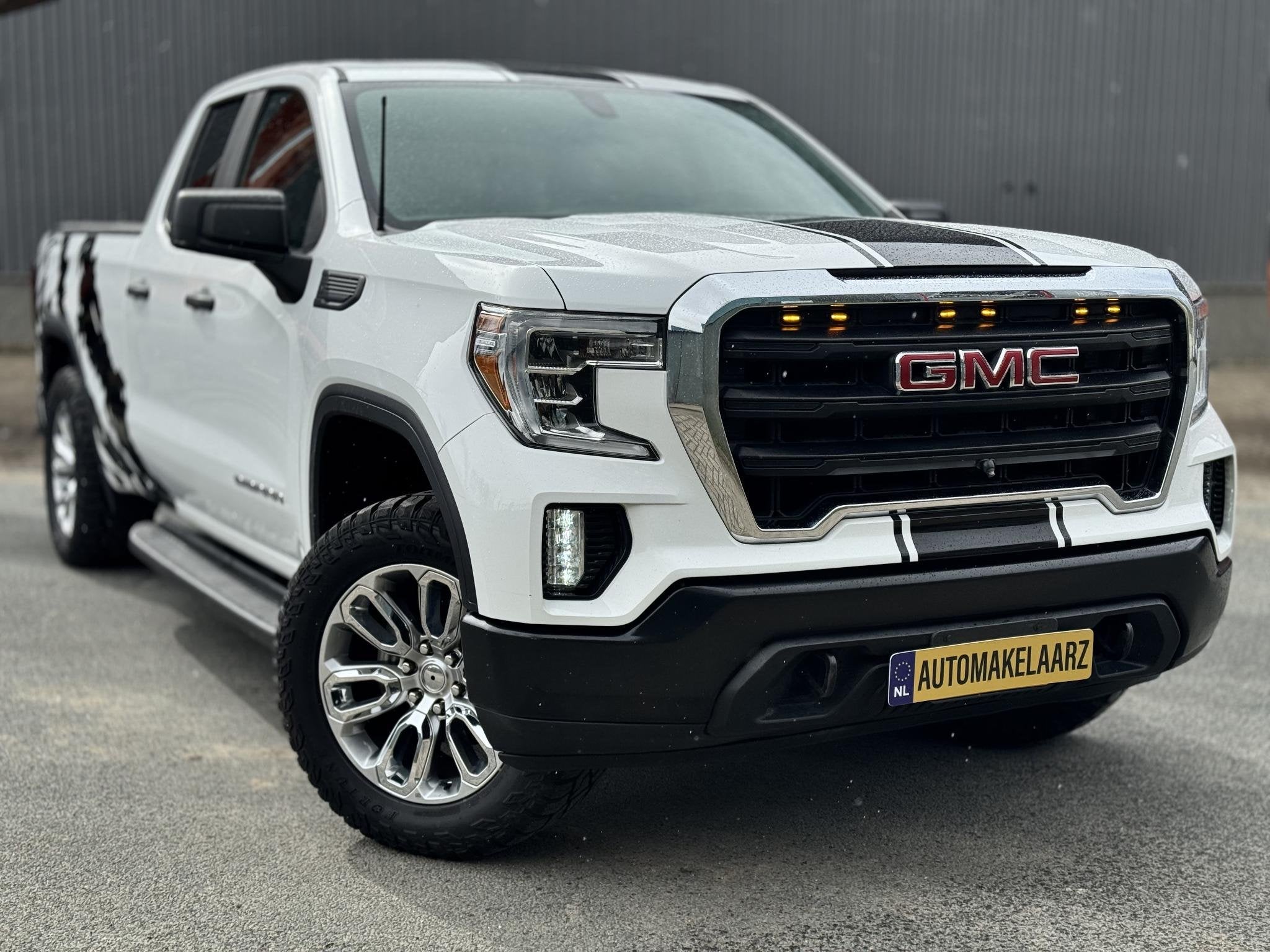 GMC Sierra 1500 5.3 V8 LPG 200L MARGE CARPLAY TOP, Auto's, Automaat, Dealer onderhouden, 2408 kg, Gebruikt