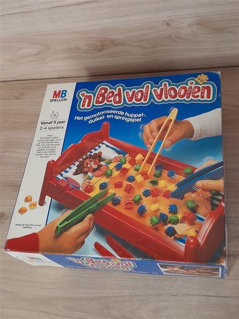 een bed vol vlooien - s5375, Verzenden, Zo goed als nieuw