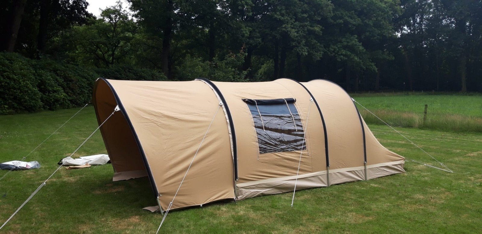 Karsten Opera tent (model 2400), Caravans en Kamperen, Tenten, Ophalen, Tot en met 4
