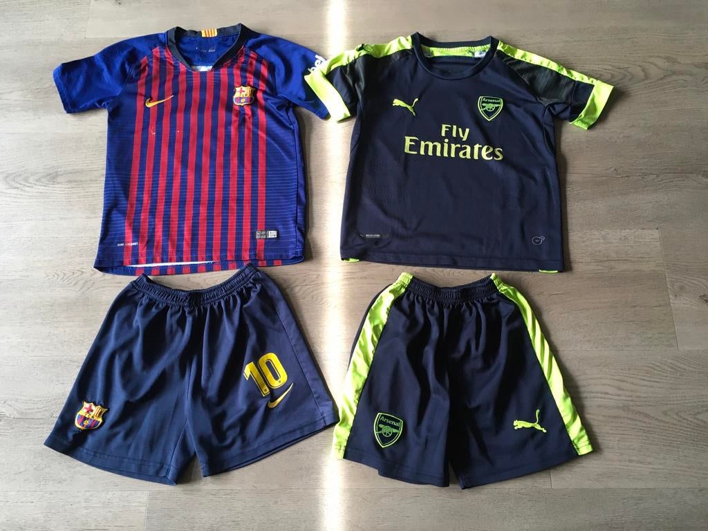 Voetbalpakjes 146, Ophalen of Verzenden, Gebruikt, Jongen of Meisje, Sport- of Zwemkleding