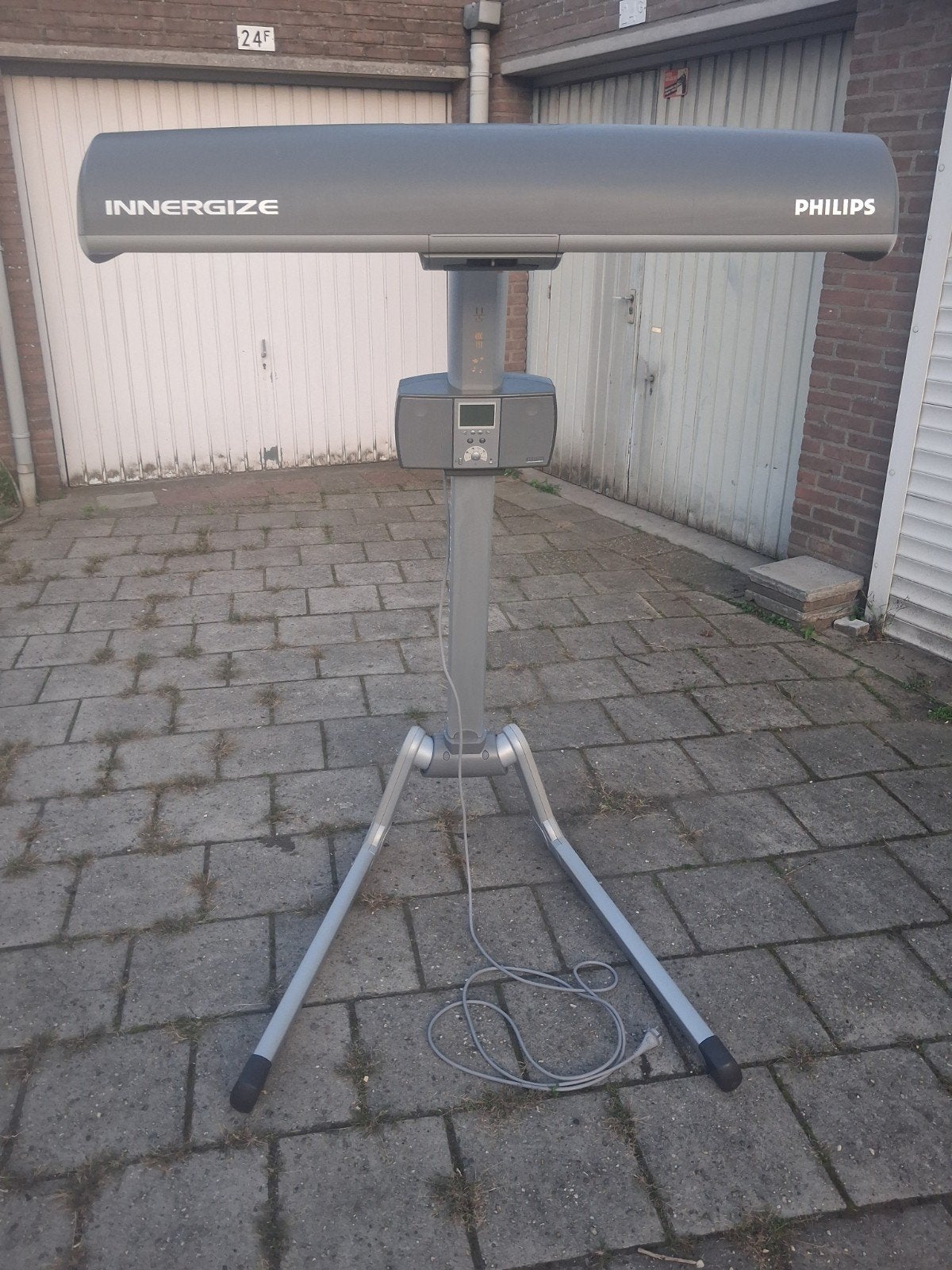 Zeer mooie Philips Innergize  HB935, Ophalen, Zo goed als nieuw, Zonnebank enkelzijdig, Minder dan 10 lampen