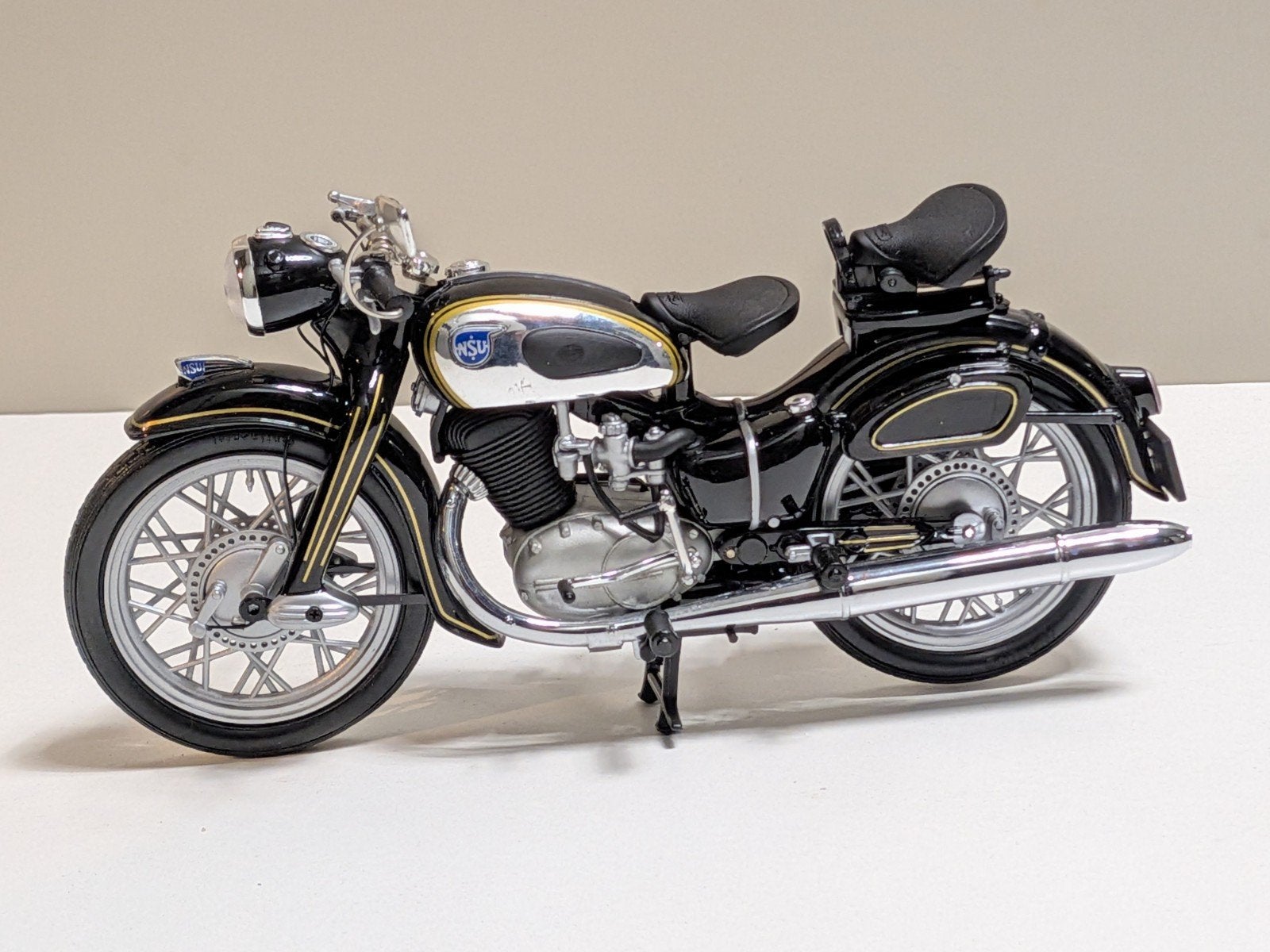 Schuco: NSU MAX - 1954/1956 (schaal: 1/10), Ophalen of Verzenden, Nieuw, 1:9 t/m 1:12, Motor
