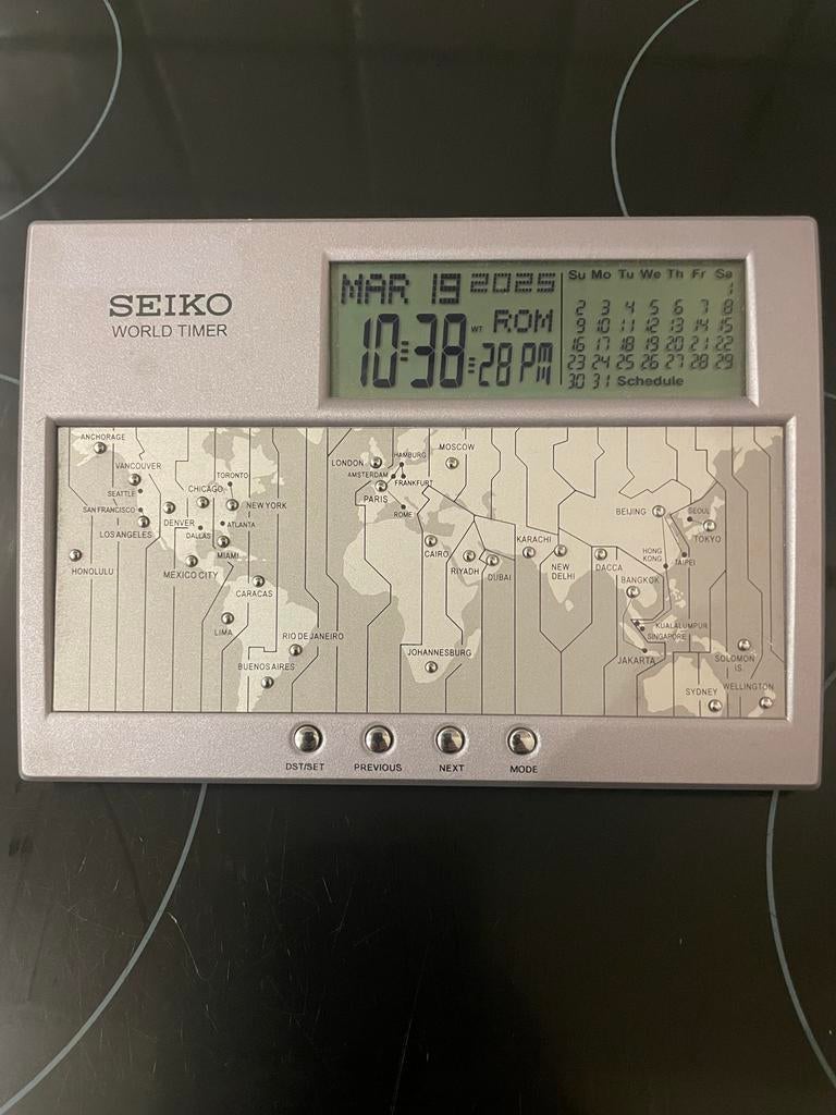 Vintage Seiko World Timer digitale klok, Huis en Inrichting, Woonaccessoires | Klokken, Ophalen, Gebruikt, Digitaal, Wekker of Tafelklok