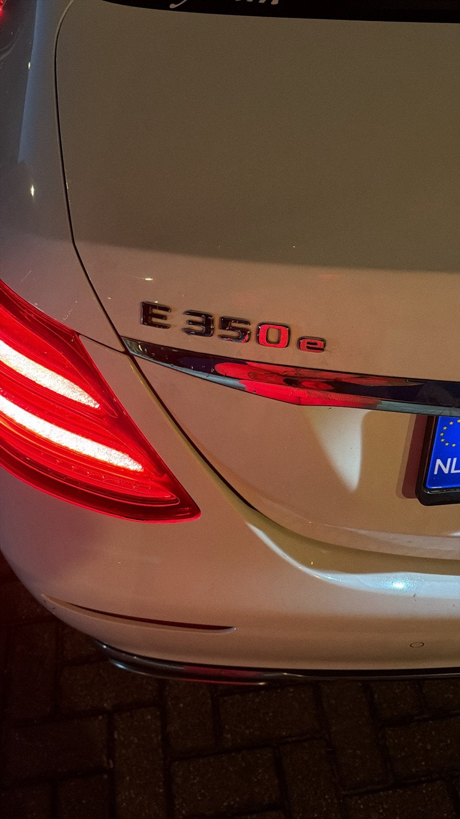 Mercedes-Benz E-Klasse E350 e Plug-in Hybrid 286pk 9G-TRONIC, Auto's, Automaat, Achterwielaandrijving, Wit, 1825 kg