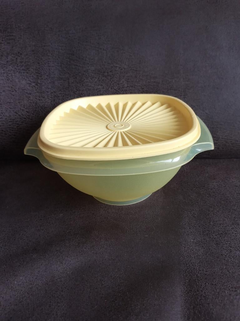 Gele Tupperware Servalier/zonnekom ongeveer 1 liter, Huis en Inrichting, Keuken | Tupperware, Ophalen of Verzenden, Gebruikt, Geel