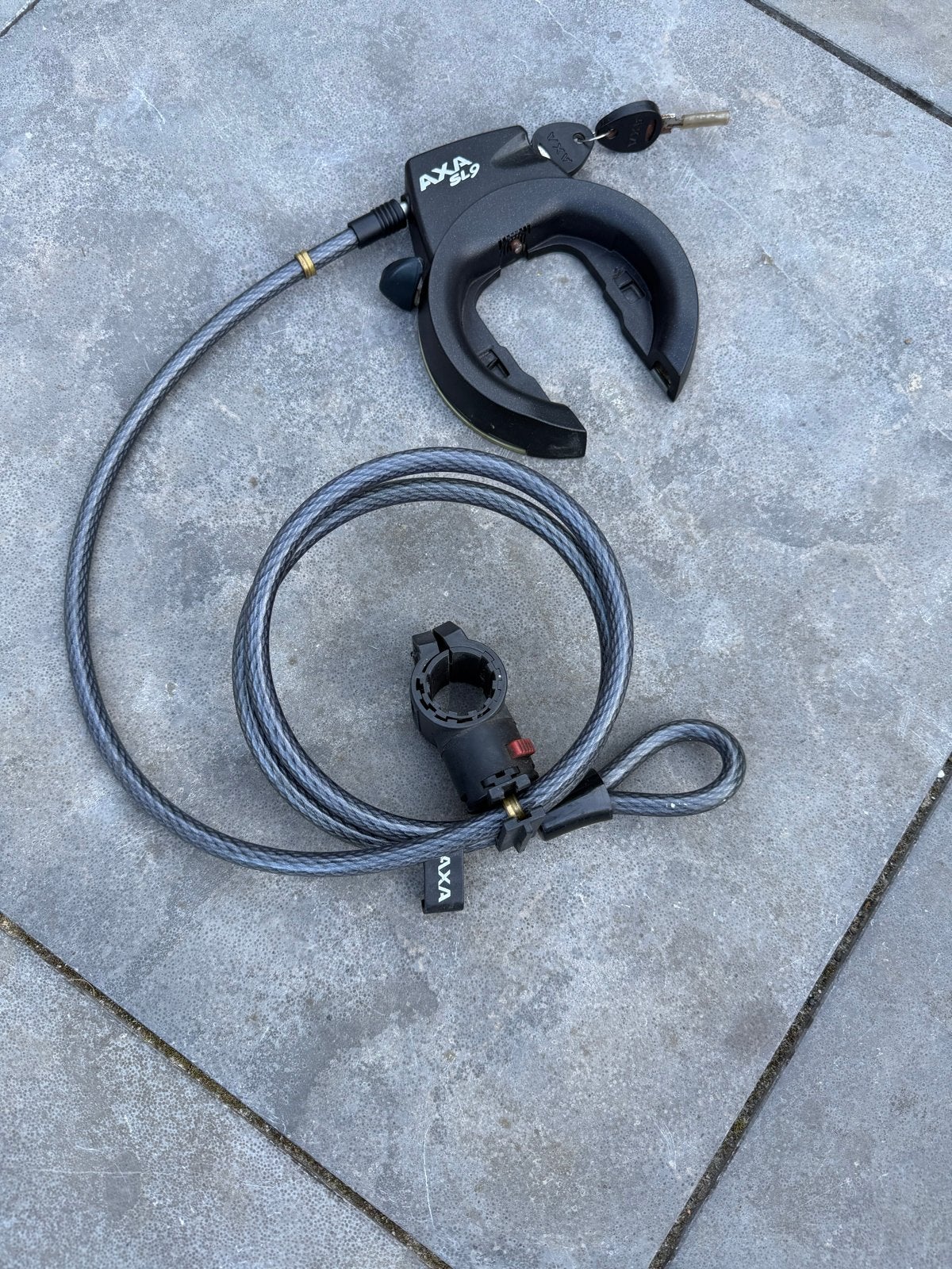 AXA SL9 Ringslot met insteekketting - Zo goed als nieuw, Fietsen en Brommers, Ophalen, Zo goed als nieuw, Ringslot