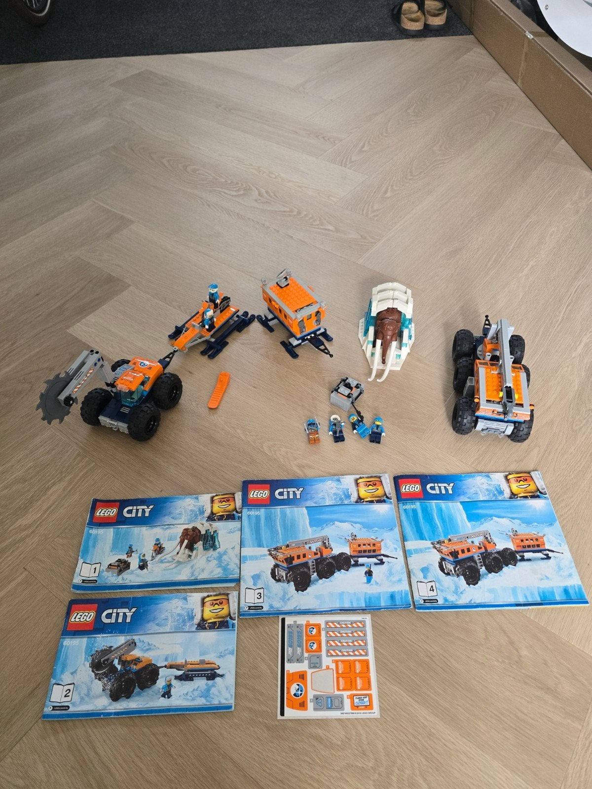 Lego City Arctische expeditie set 60195, Kinderen en Baby's, City, Lego, Ophalen of Verzenden, Zo goed als nieuw