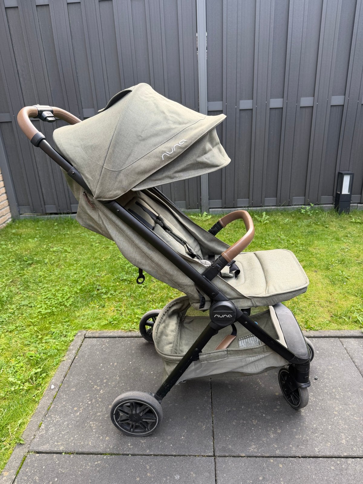 Nuna TRVL Buggy - Compact en Lichtgewicht, Ophalen, Gebruikt, Overige merken, Verstelbare rugleuning
