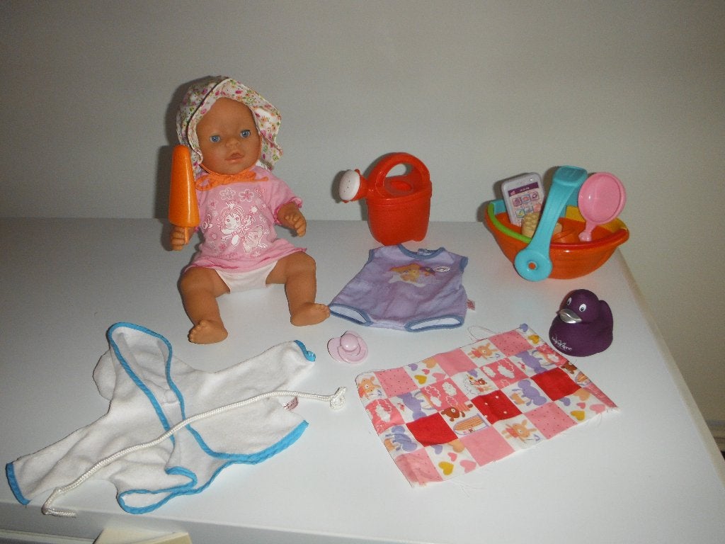 baby born pop met veel acc, Ophalen of Verzenden, Zo goed als nieuw, Babypop