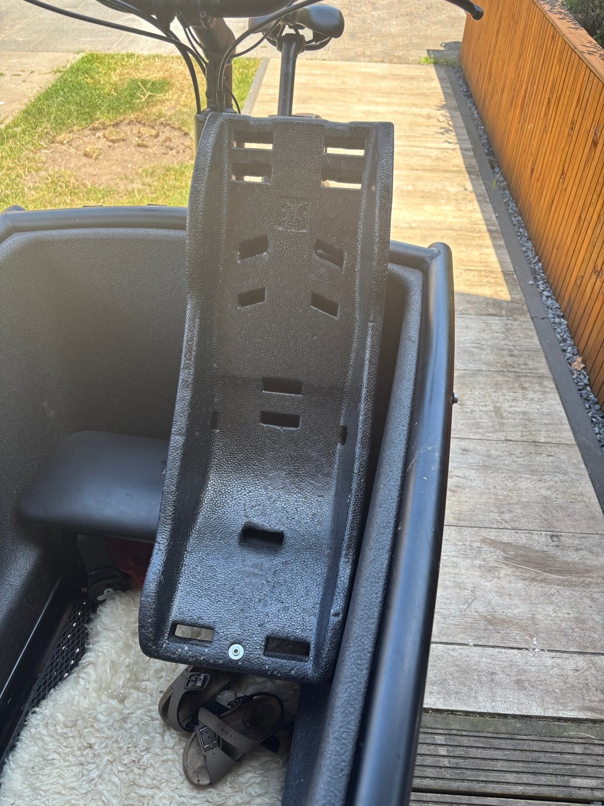 Bakfiets babyzitje met schapenvacht, Fietsen en Brommers, Fietsaccessoires | Fietsstoeltjes, Ophalen, Gebruikt, 0 t/m 18 kg, Achterzitje