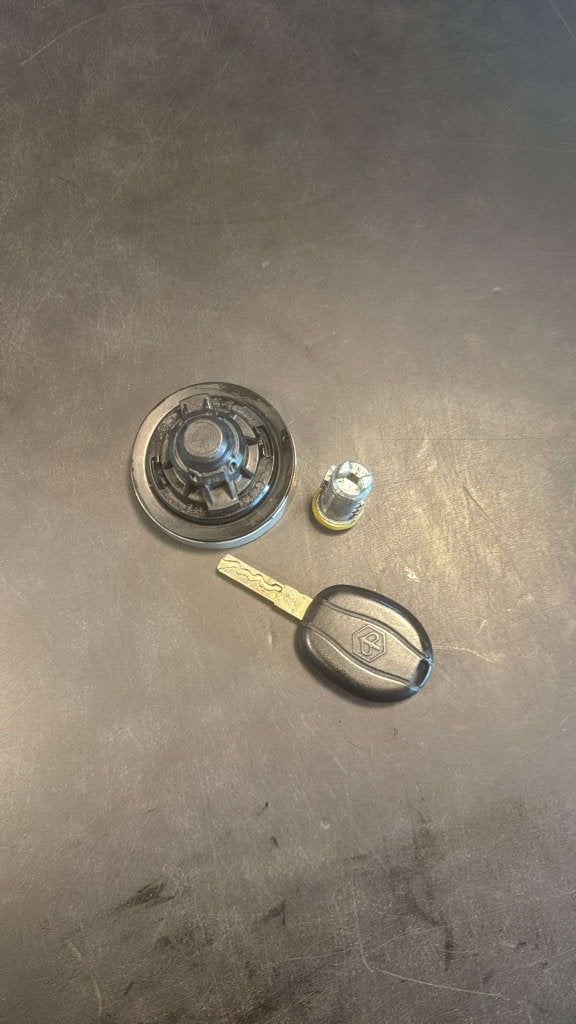 beverly 300/350 contact slot set + moeder chips, Niet ingevuld, Gebruikt, Niet ingevuld, Ophalen of Verzenden