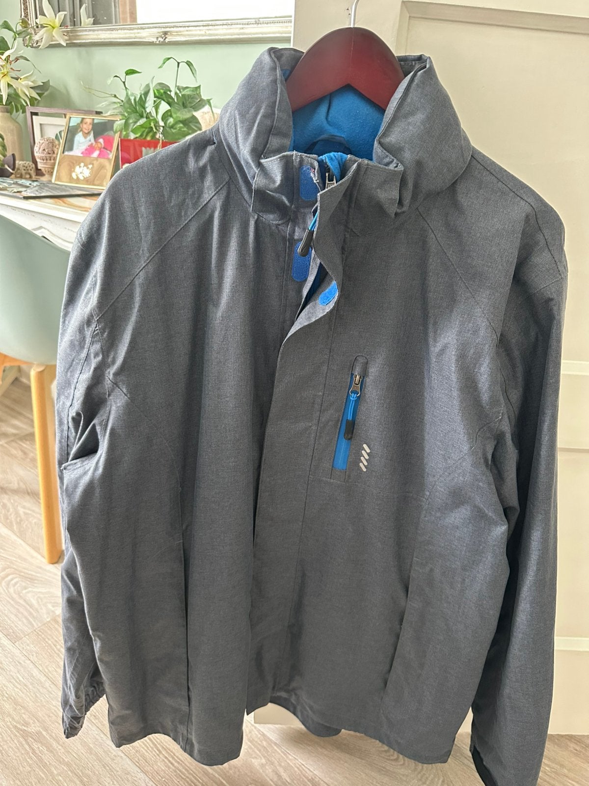 Sportief Jack “””outdoor”, Ophalen, Zo goed als nieuw, Maat 52/54 (L), Grijs