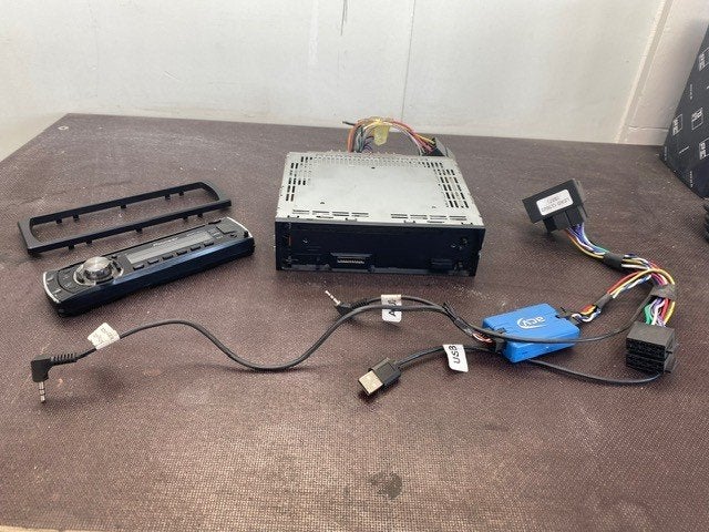 Autoradio Pioneer DEH-2100UB, Auto diversen, Autoradio's, Ophalen of Verzenden, Gebruikt