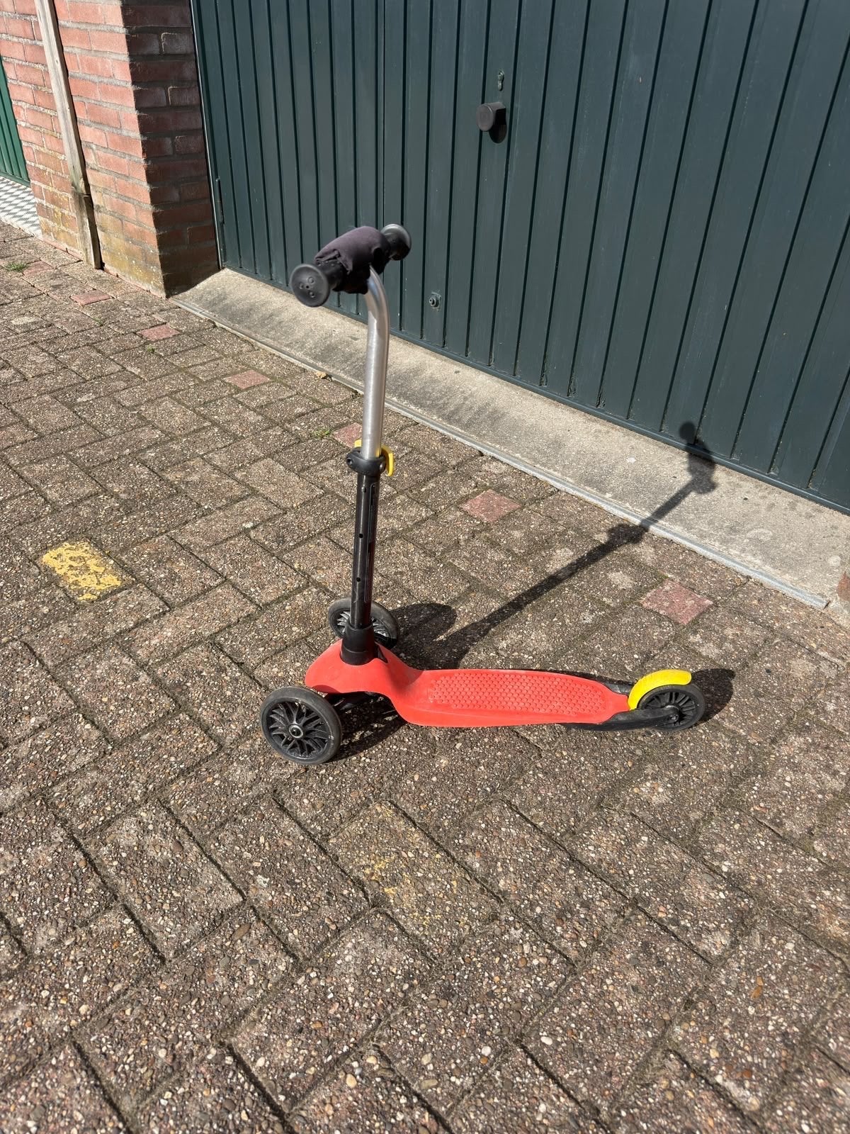 Kinderstep - Rood met drie wielen, Ophalen, Gebruikt, Gewone step