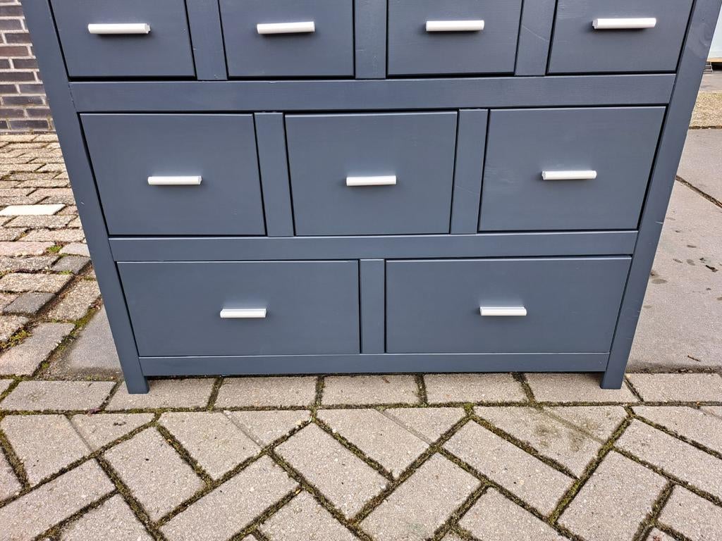 Grijze ladekast commode refurbished, Huis en Inrichting, Kasten | Ladekasten, Ophalen, RoDeKo Volendam, R.kooij65@gmail.com, Gebruikt