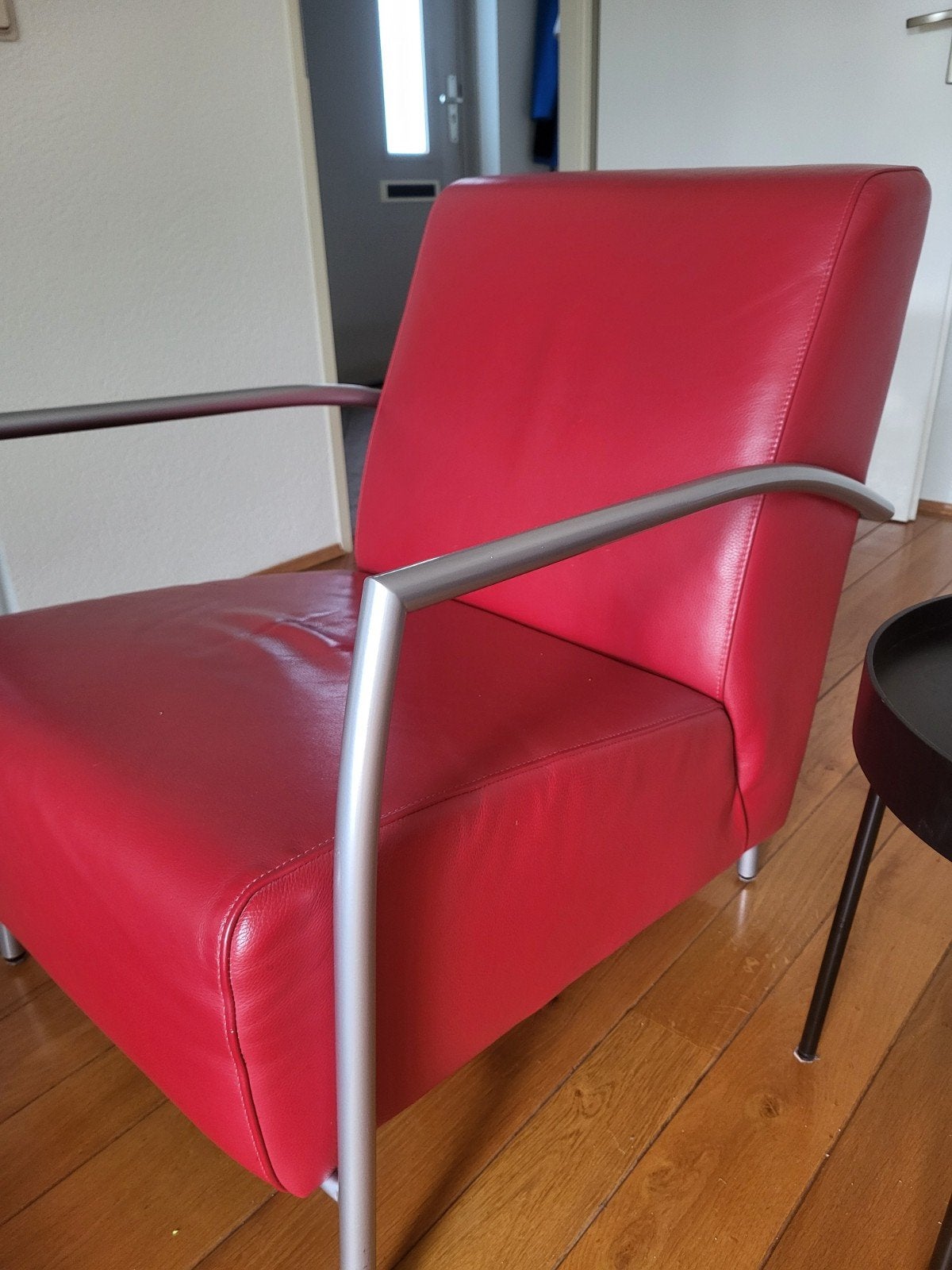 Rode leren zitstoel van Montel, Huis en Inrichting, Fauteuils, Ophalen, Gebruikt, 75 tot 100 cm, 75 tot 100 cm