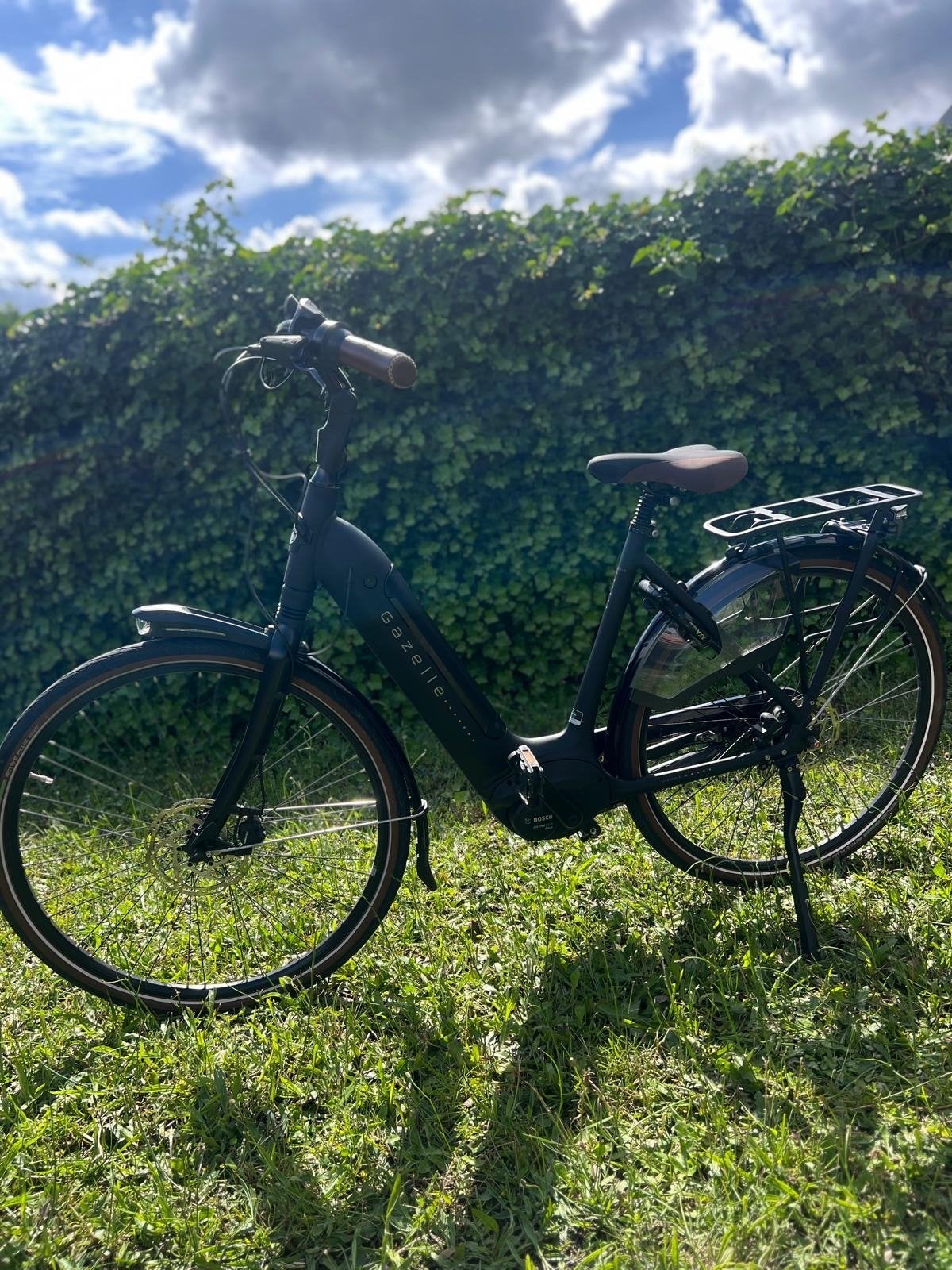 Gazelle Grenoble C8 HMB Elektrische Fiets Slechts 1082 km, Ophalen, Zo goed als nieuw, 51 tot 55 cm, 50 km per accu of meer