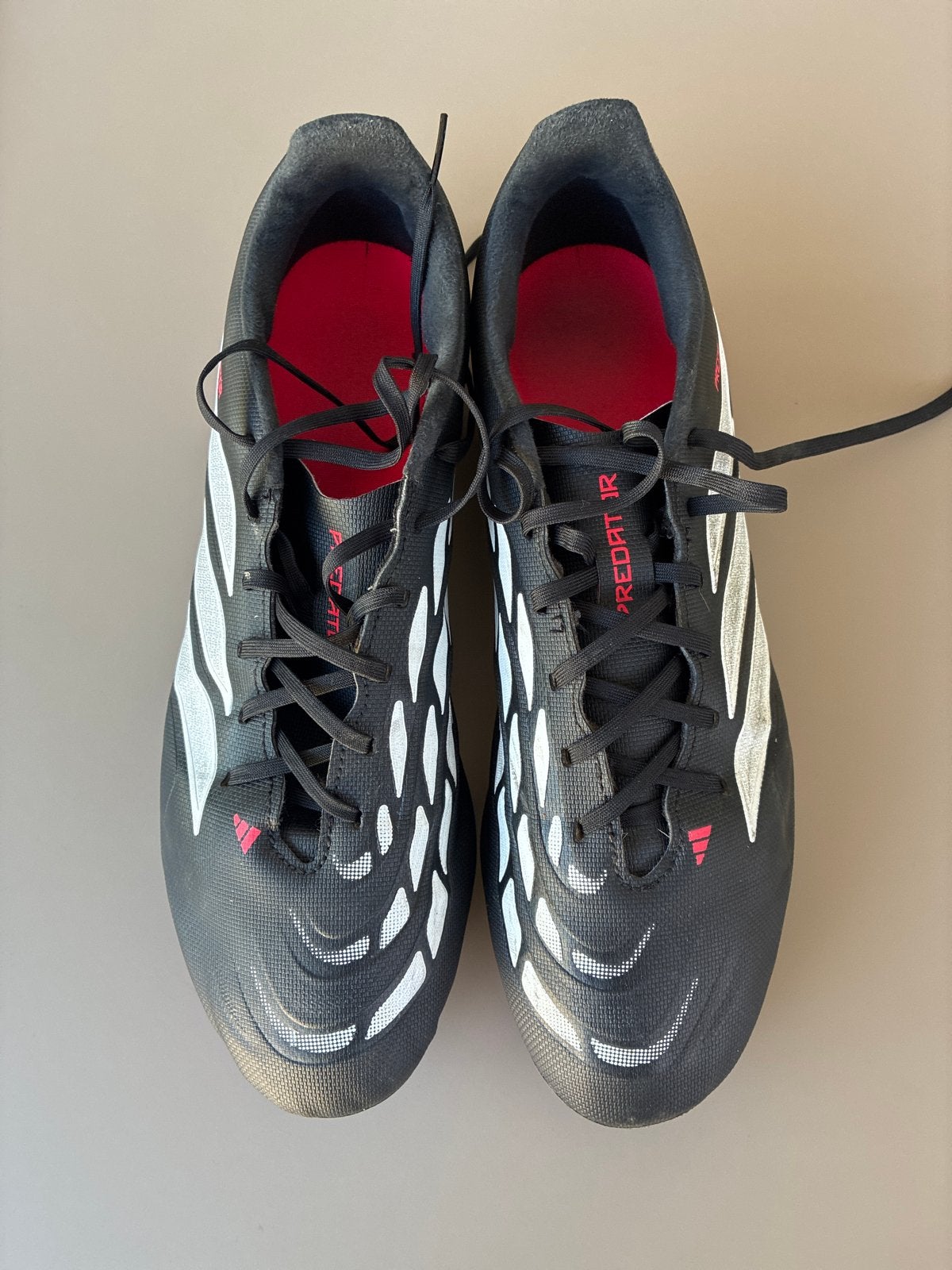 Adidas Predator voetbalschoenen - Maat 46, Ophalen, Maat XS of kleiner, Schoenen, Zo goed als nieuw