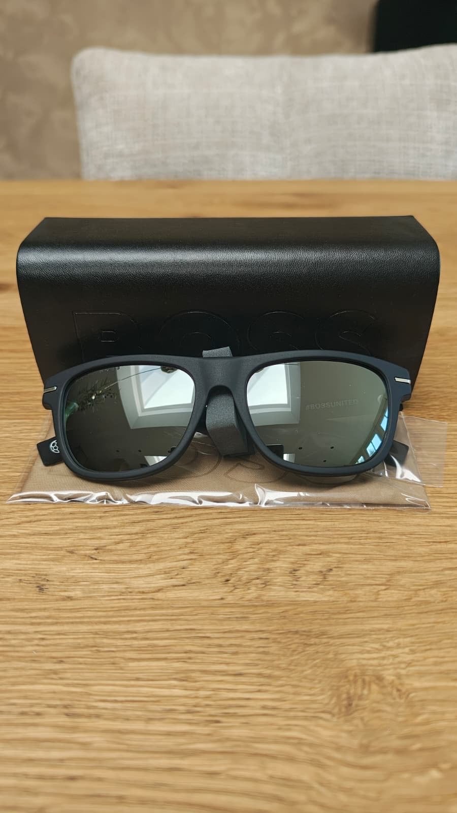 58 Nieuwe Hugo Boss Zonnebrillen met Hoesje, Zonnebril, Zwart, Nieuw, Ophalen