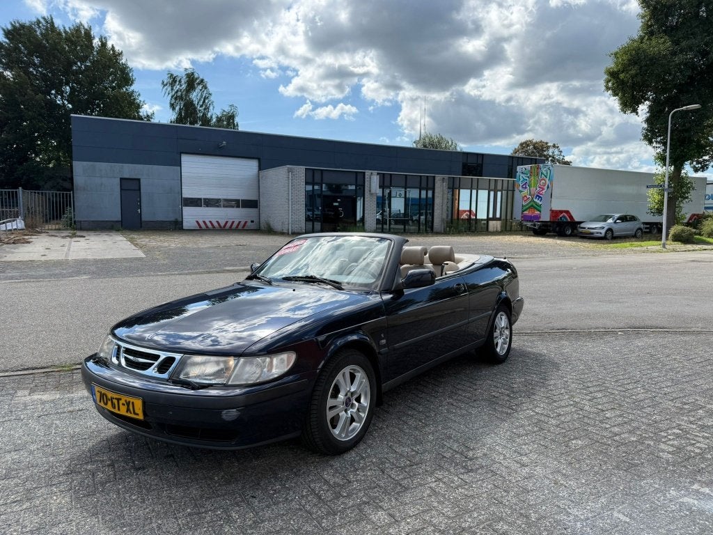 Saab 9-3 2.0 T Cabrio AUT 2001 Blauw, Auto's, Beige, 4 cilinders, Cabriolet, 1600 kg