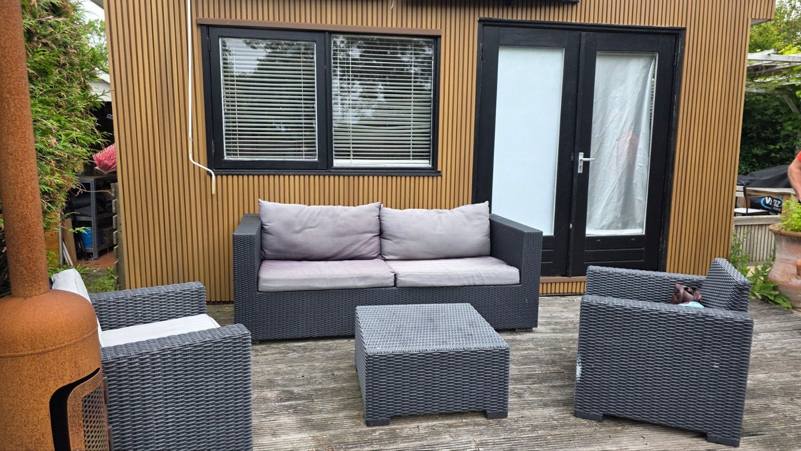 Wicker loungeset met kussens - 2 fauteuils, bank, tafel, Ophalen, Gebruikt, Wicker, Bank