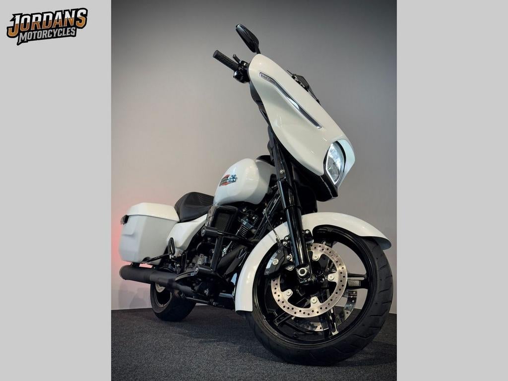 *VERKOCHT* HARLEY-DAVIDSON FLHX STREET GLIDE FLHX 117CI (bj, HARLEY-DAVIDSON, Bedrijf, Onbekend, Toermotor