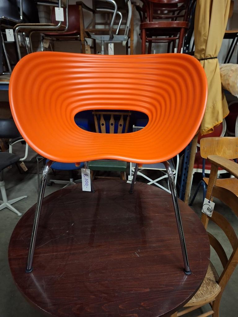 Vitra Tom Vac stoel oranje – designklassieker van Ron Arad, Ophalen, Kunststof, Overige kleuren, Zo goed als nieuw