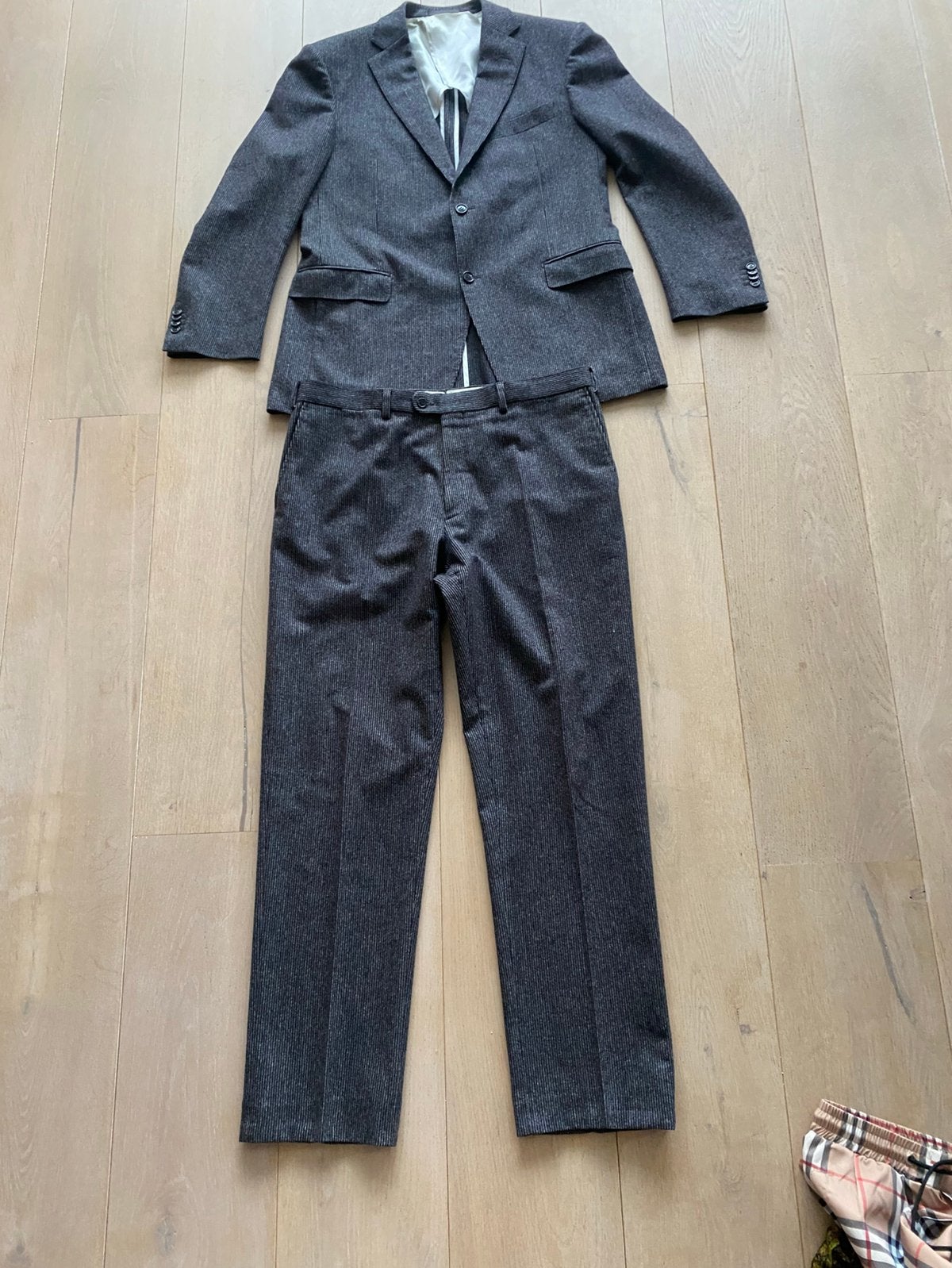Suit supply 54 wol krijtstreep L, Ophalen of Verzenden, Zo goed als nieuw, Maat 52/54 (L), Grijs