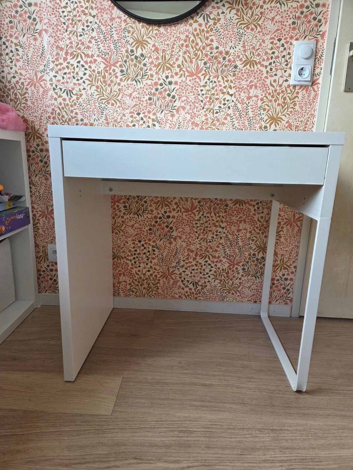 IKEA MICKE bureau wit 73x50 cm - ZGAN, Ophalen, Zo goed als nieuw, IKEA, Wit