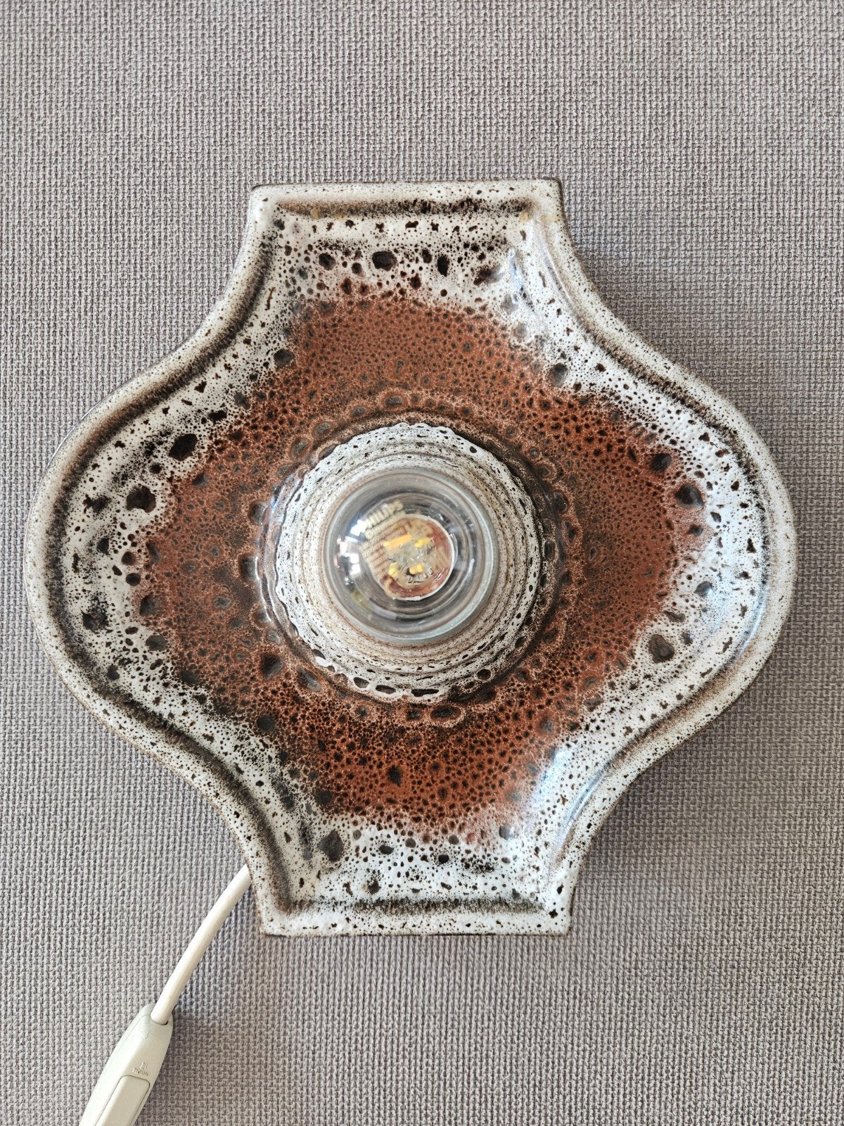 Vintage Fat Lava keramieken wandlamp – Hustadt, Bruin, Keramiek, Zo goed als nieuw, Wandlamp