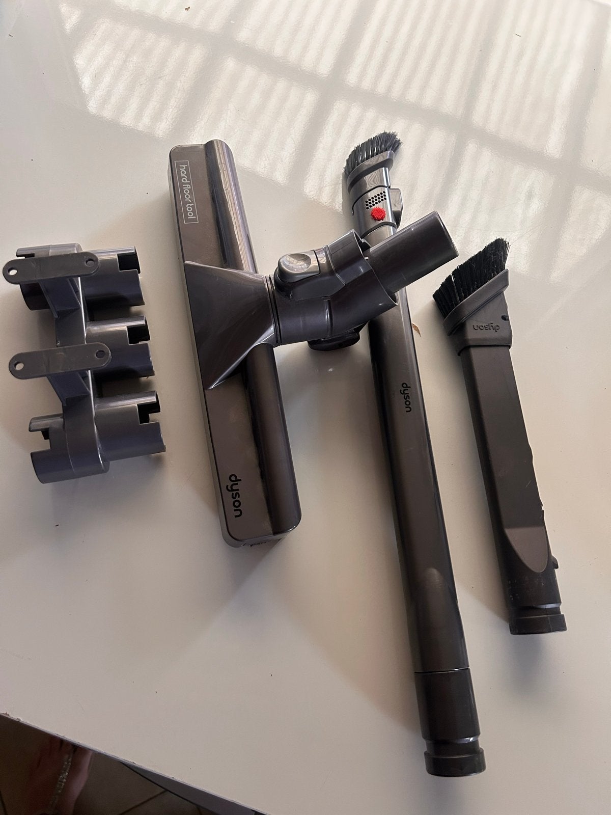Dyson Stofzuiger Accessoires - Hard Floor Tool & Borstels, Witgoed en Apparatuur, Stofzuigers, Gebruikt, Overige typen, Dyson