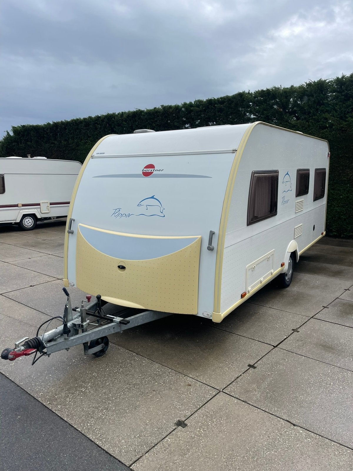 Buerstner 460TS Flipper, Rondzit, Frans bed, Particulier, Kachel