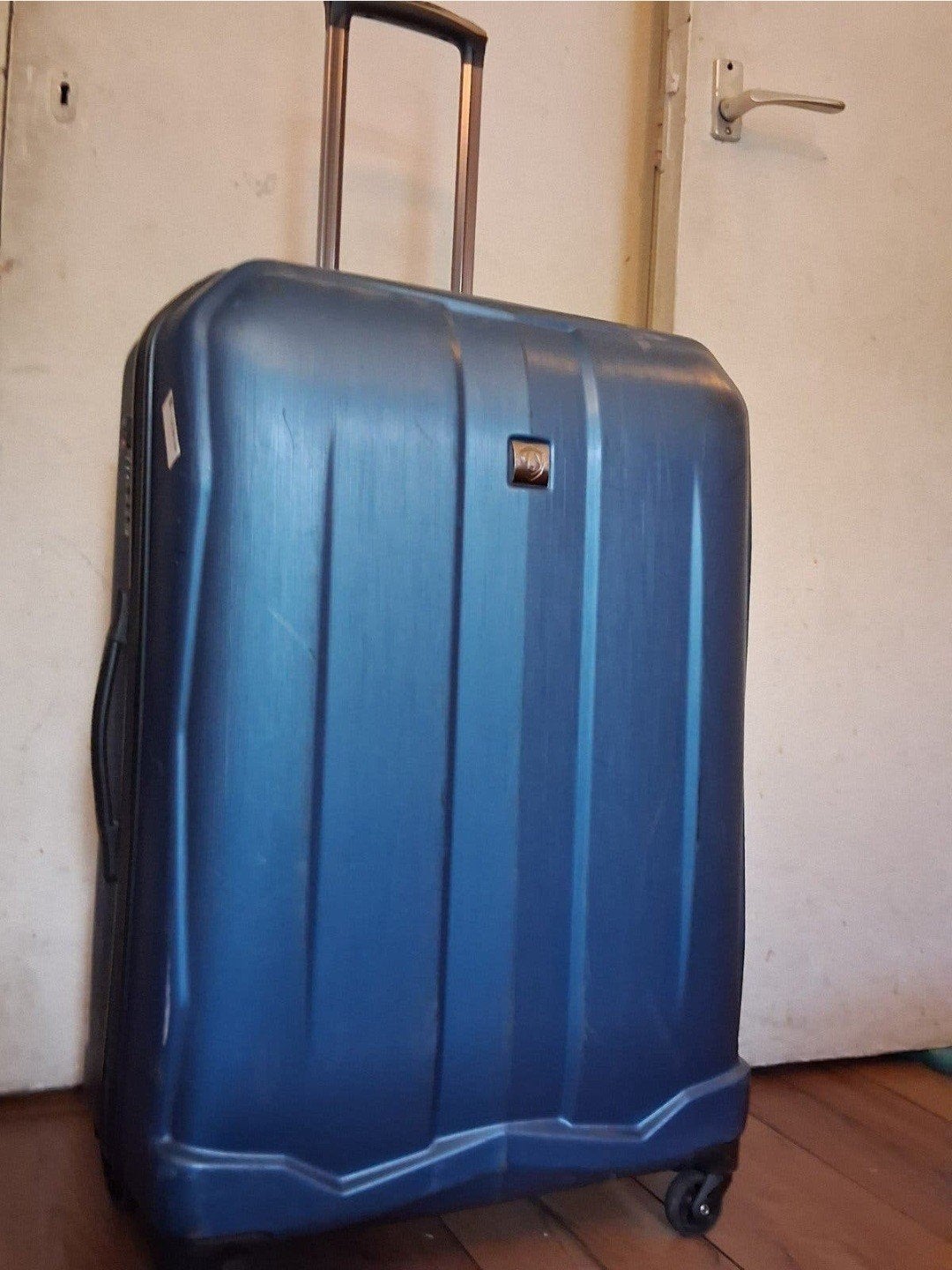 Te koop, Ltv merk reiskoffer/Baggage met 4wielen., Ophalen, Hard kunststof