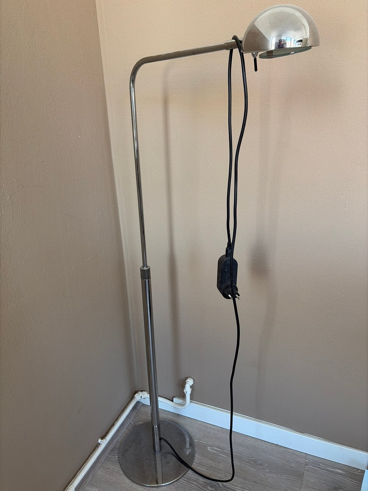 Gratis Design lamp IKEA, Ophalen of Verzenden, Zo goed als nieuw, Metaal, 100 tot 150 cm