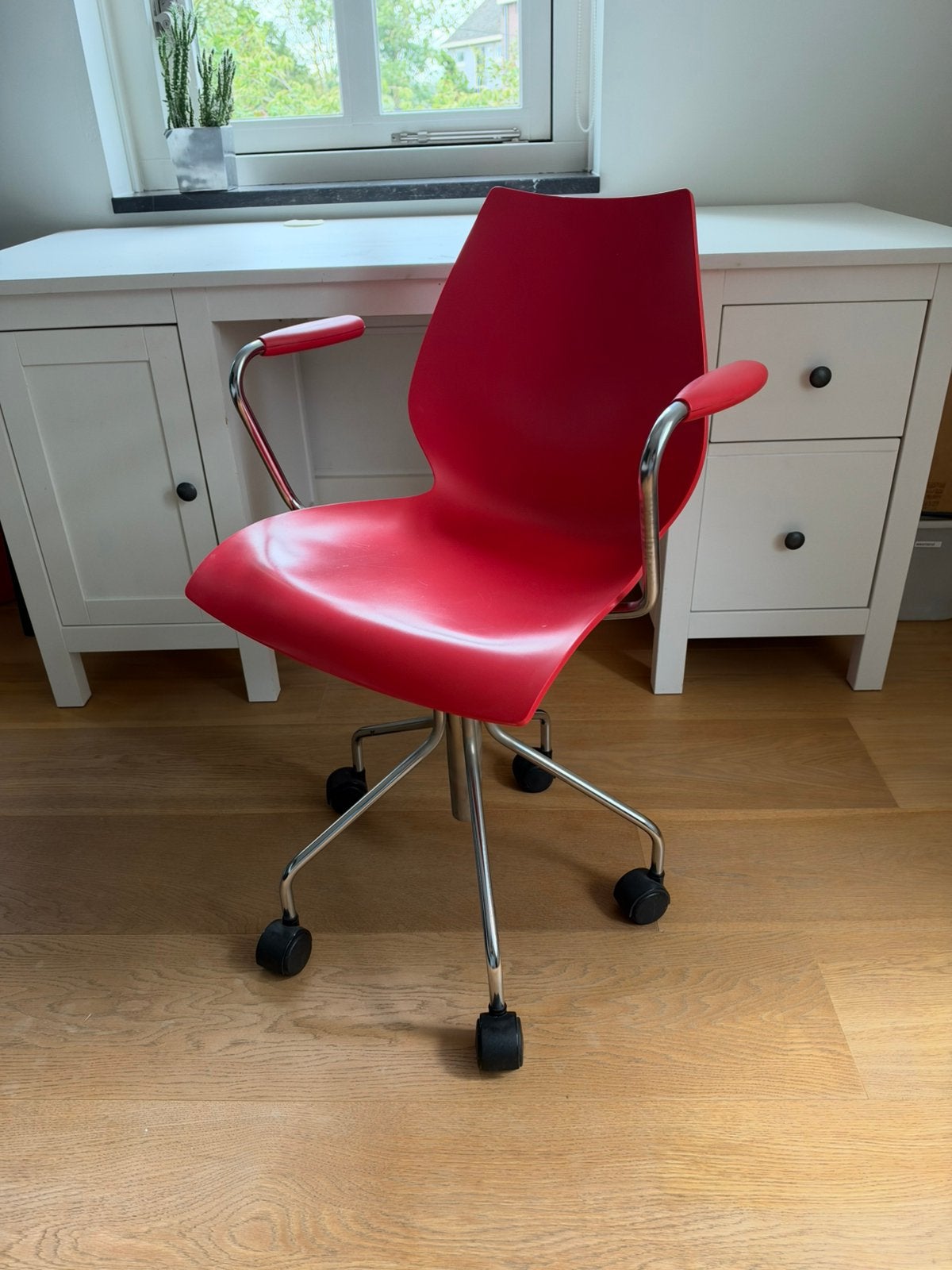 Kartell bureaustoel rood, Ophalen of Verzenden, Zo goed als nieuw, Rood