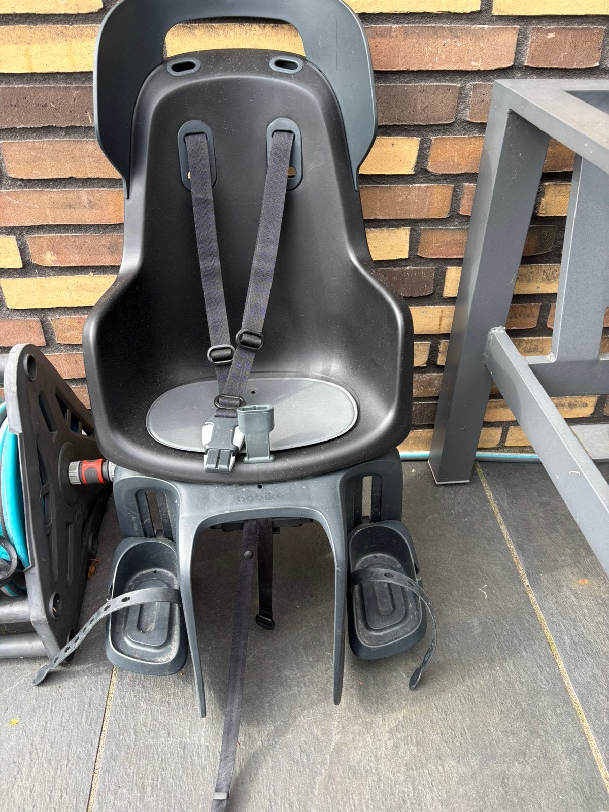 Bobike GO Maxi MIK HD Urban Black fietszitje, Ophalen of Verzenden, Zo goed als nieuw, Achterzitje, Voetsteuntjes