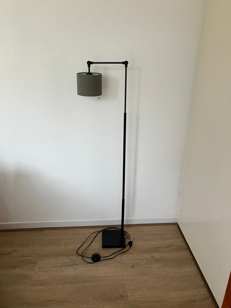 Frezoli/Tierlantijn vloerlamp+ nieuw Aura Peeperkornlampkap, Huis en Inrichting, Ophalen, Zo goed als nieuw, Stof, Frezoli Tierlantijn Duran stijlvol HOTEL-Chique Aura Peeperkorn